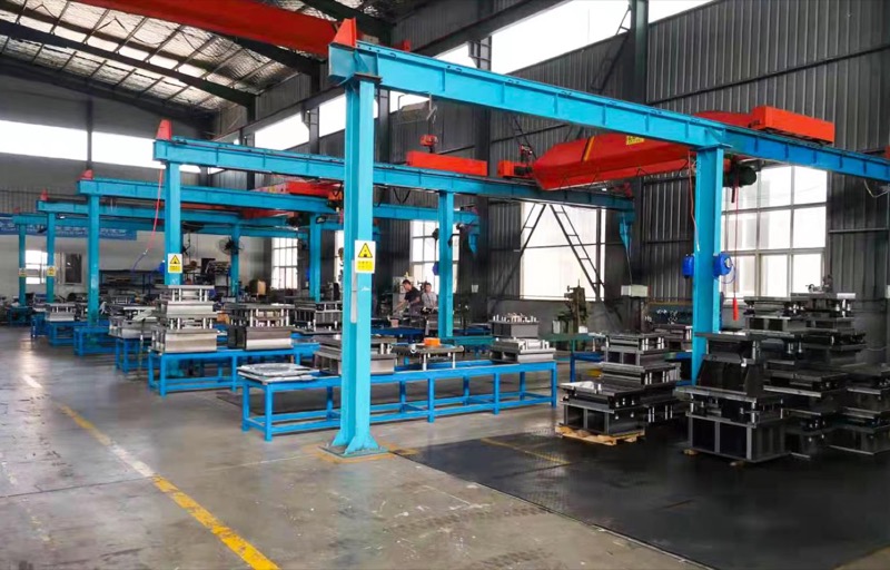 Mold Crane Assembly Hall