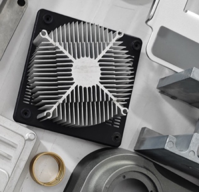Radial High-Density Finned Aluminum Radiator Baseplate